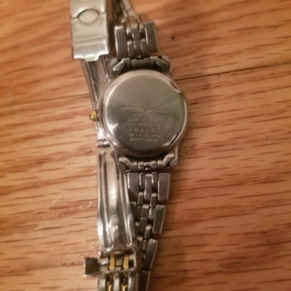 Citizen Watch - Picture 3 of 3